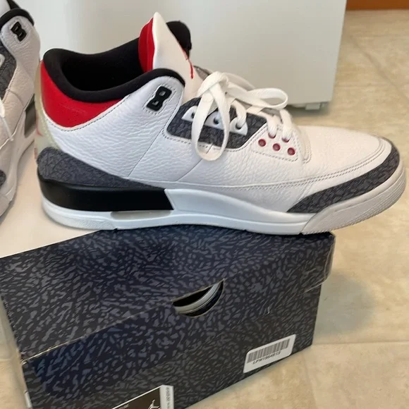 Nike Air Jordan 3 Retro SE mens size 10 - Picture 4 of 16